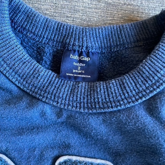 Gap Sherpa Embroidered Crewneck - Picture 3 of 5